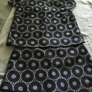 Kensie Black and Gray Geometric Two-Piece Set